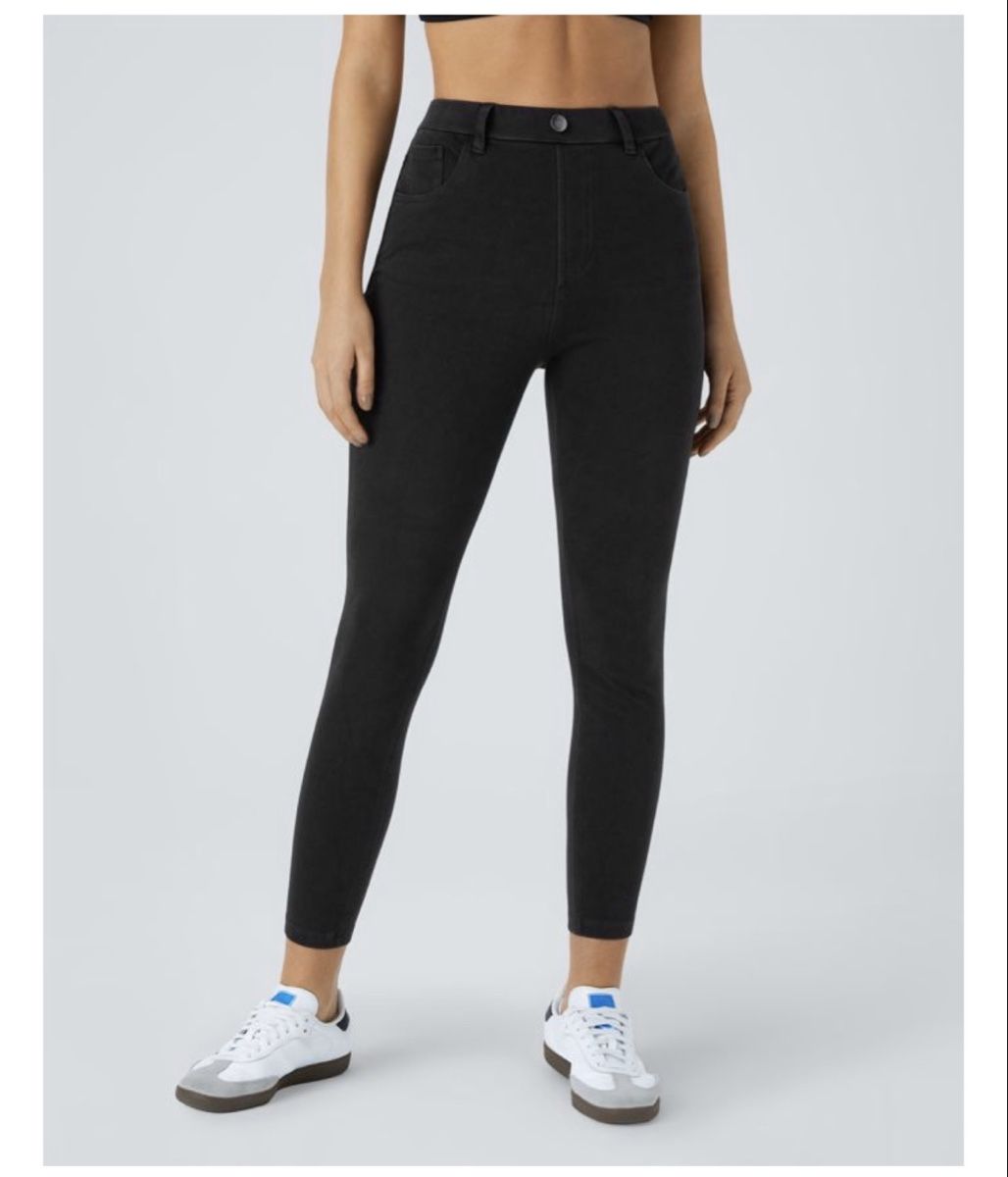 Halara Jeans: Halara Jeans skinny – Neuf (Voir description) à Henau par martina_1998 2