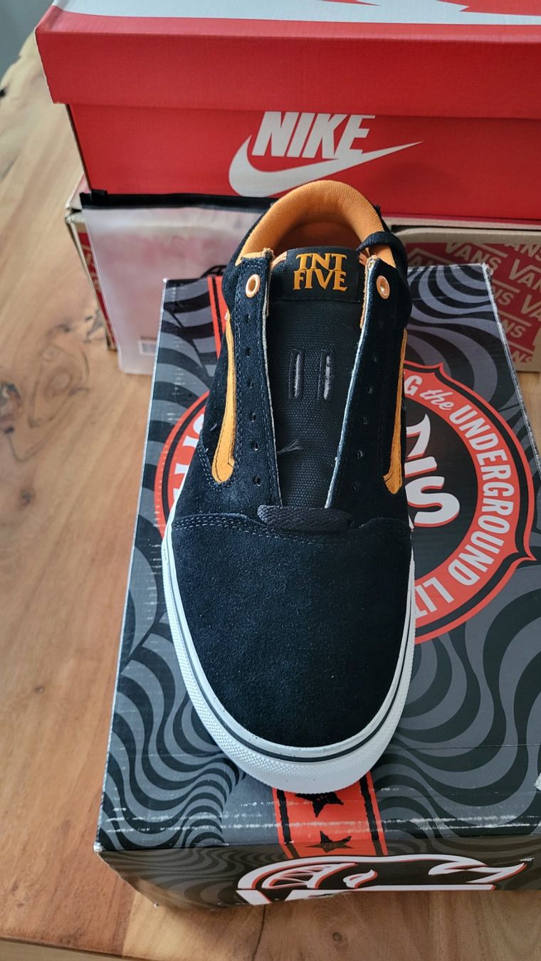 Vans Scarpe da uomo: Vans X TNT 5ive X Spitfire Skate shoe – Nuovo (secondo la descrizione) da Bern venduto da Sneakerheadz 2