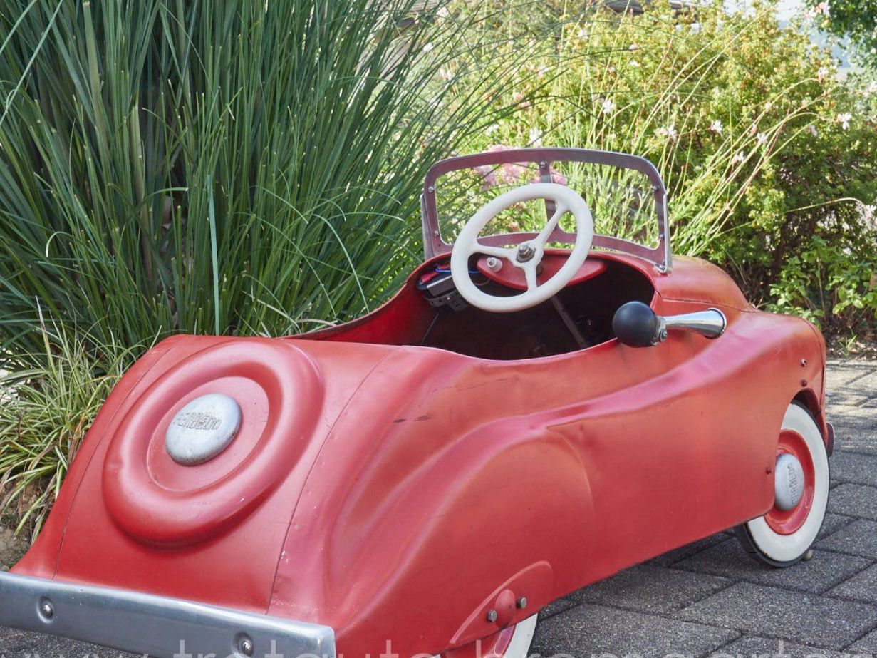 Veicoli per bambini: Tretauto Ferbedo Bogward – Usato da Bremgarten AG venduto da NIKSELBREM 3