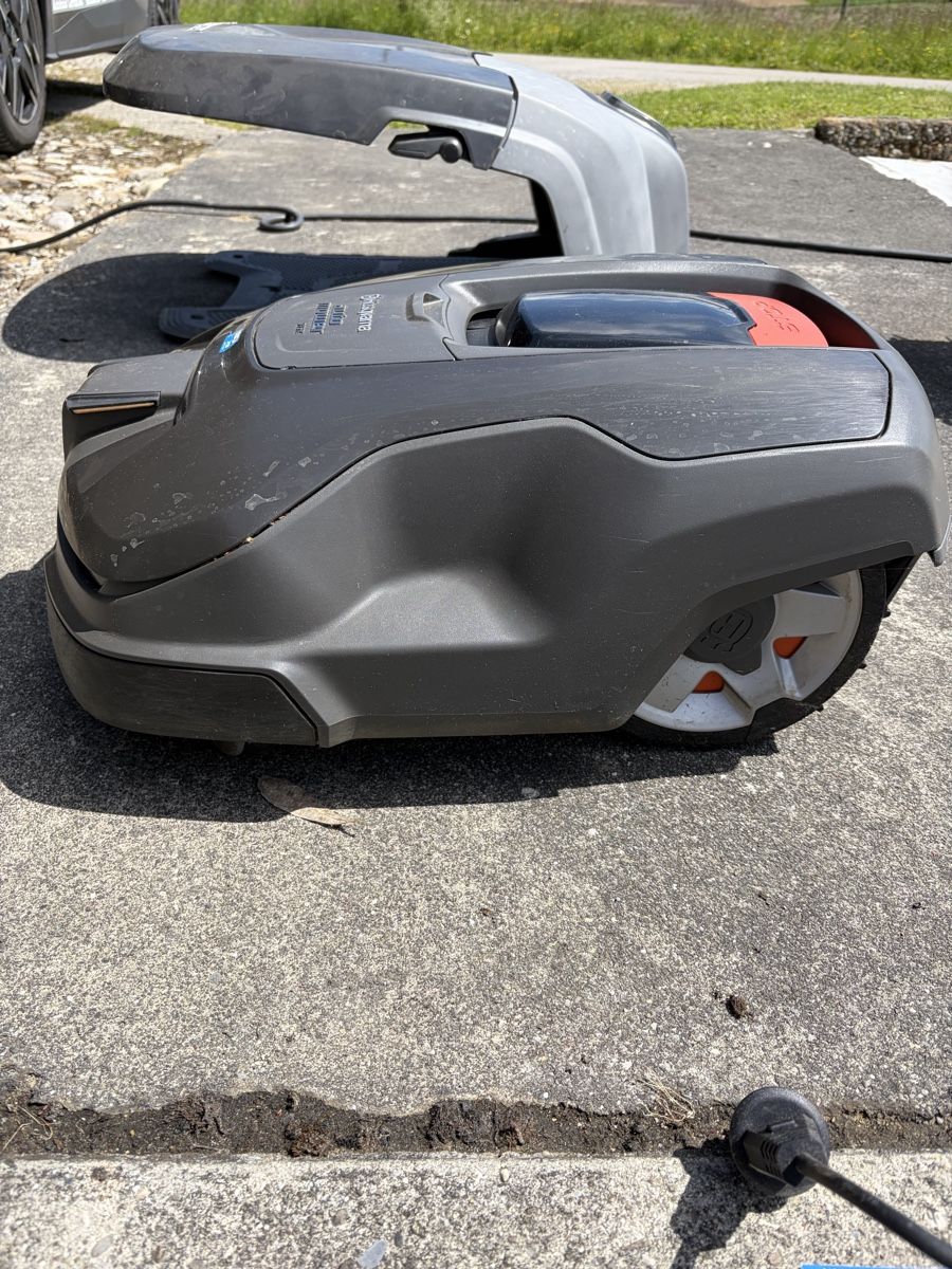Husqvarna Tagliaerba: Husqvarna automower 315X – Usato da Cordast venduto da Cozy22 3