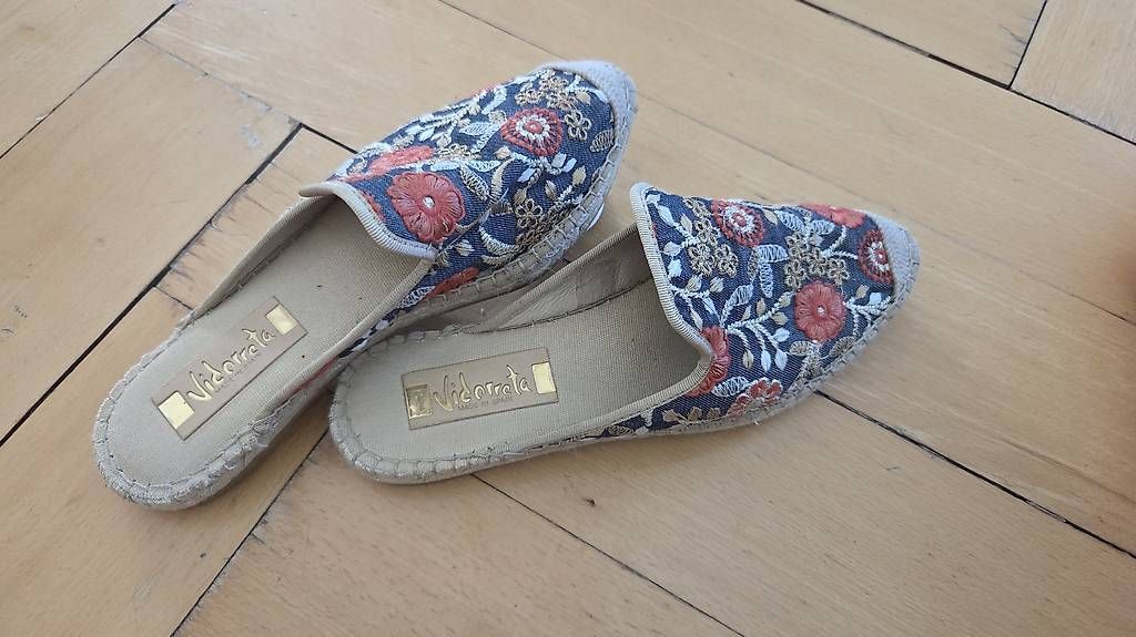 Scarpe da donna: Vidorreta Espadrilles Made in Spain Grösse 37 – Usato da Zürich venduto da Pinalina