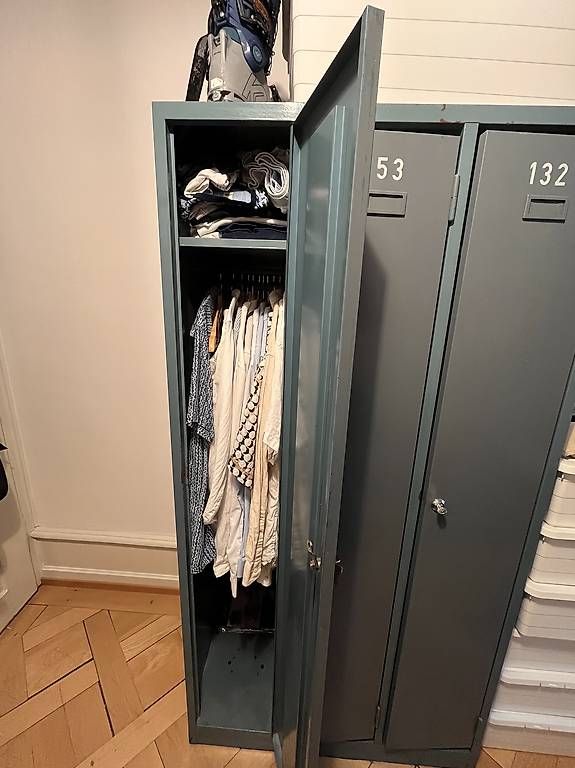 Armadi: Metallschrank / Spindschrank – Usato da St. Gallen venduto da ram_6d9h 1