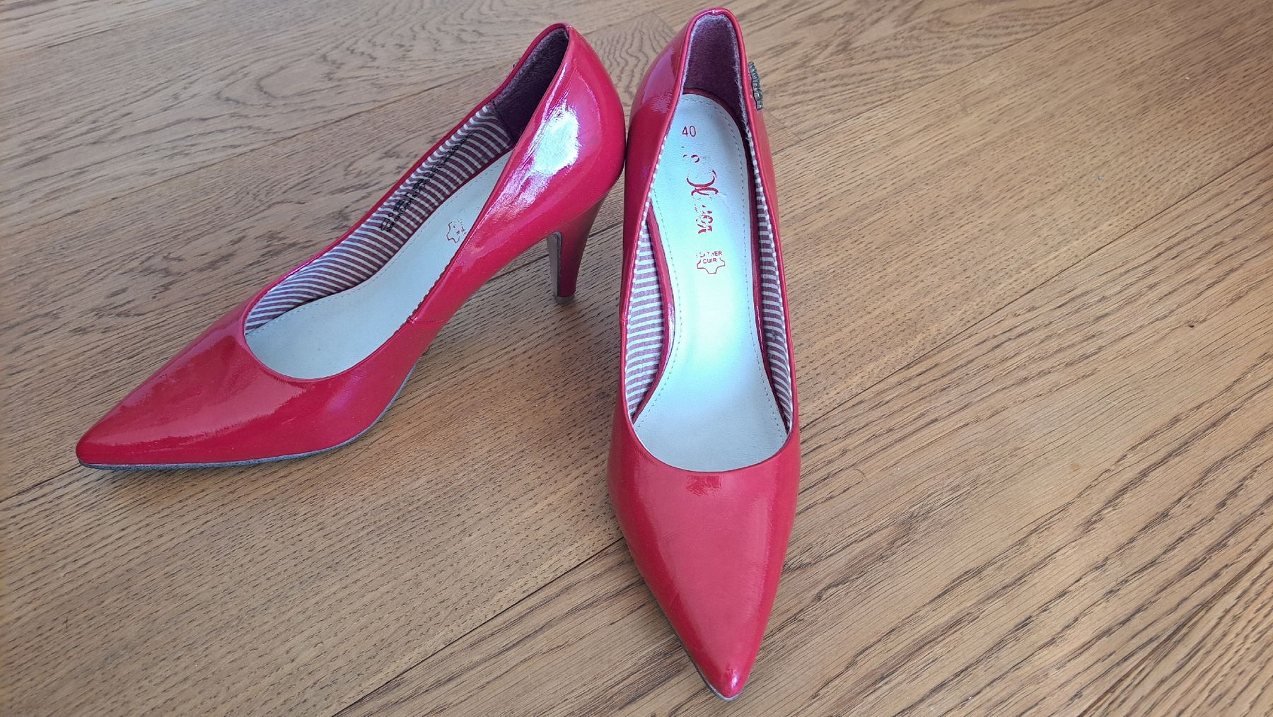 S.Oliver Scarpe da donna: Rote Lackpumps von S. Oliver – Nuovo (secondo la descrizione) da Oberengstringen venduto da Kimchimon 1