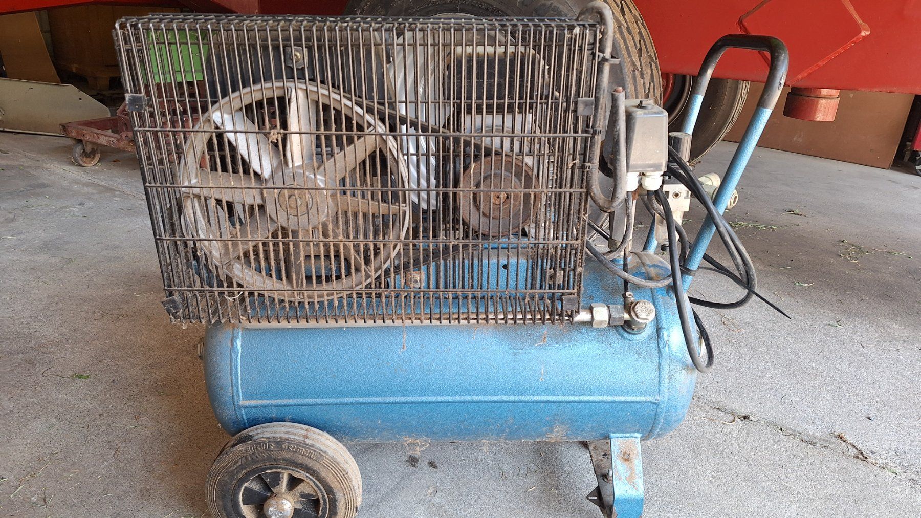 Compressori: Kompressor zum Schnäppchenpreis – Difettoso da Schlossrued venduto da Swissfarmer73 2