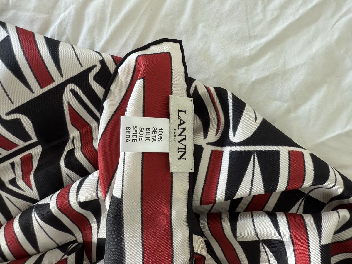 Lanvin Foulard & Sciarpe: Lanvin Silk Scarf – Nuovo (secondo la descrizione) da Lugano venduto da sawitta 2