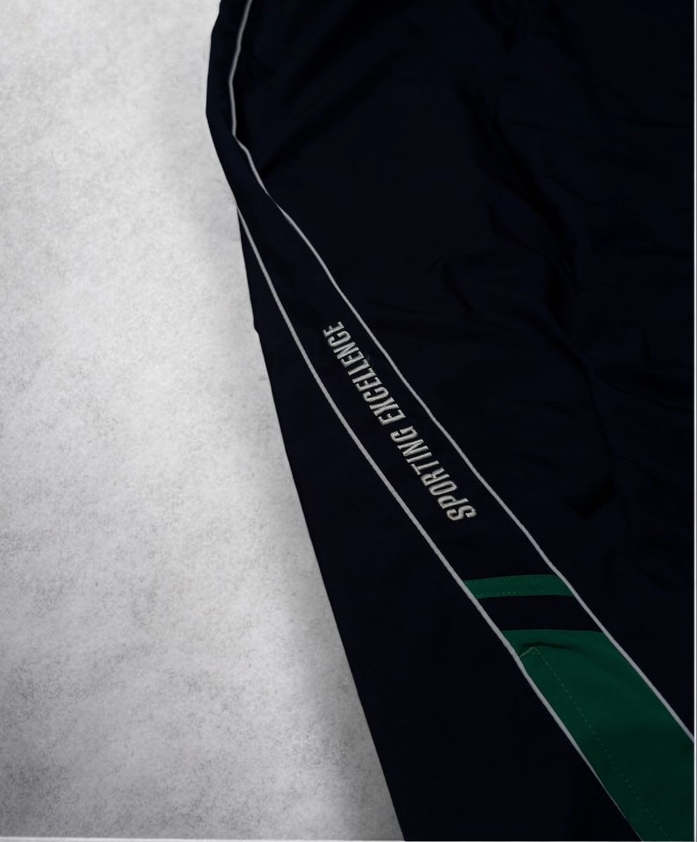 Nike Pantaloni: Nike Trackpants (L) – Nuovo (secondo la descrizione) da Aarburg venduto da syning46 4