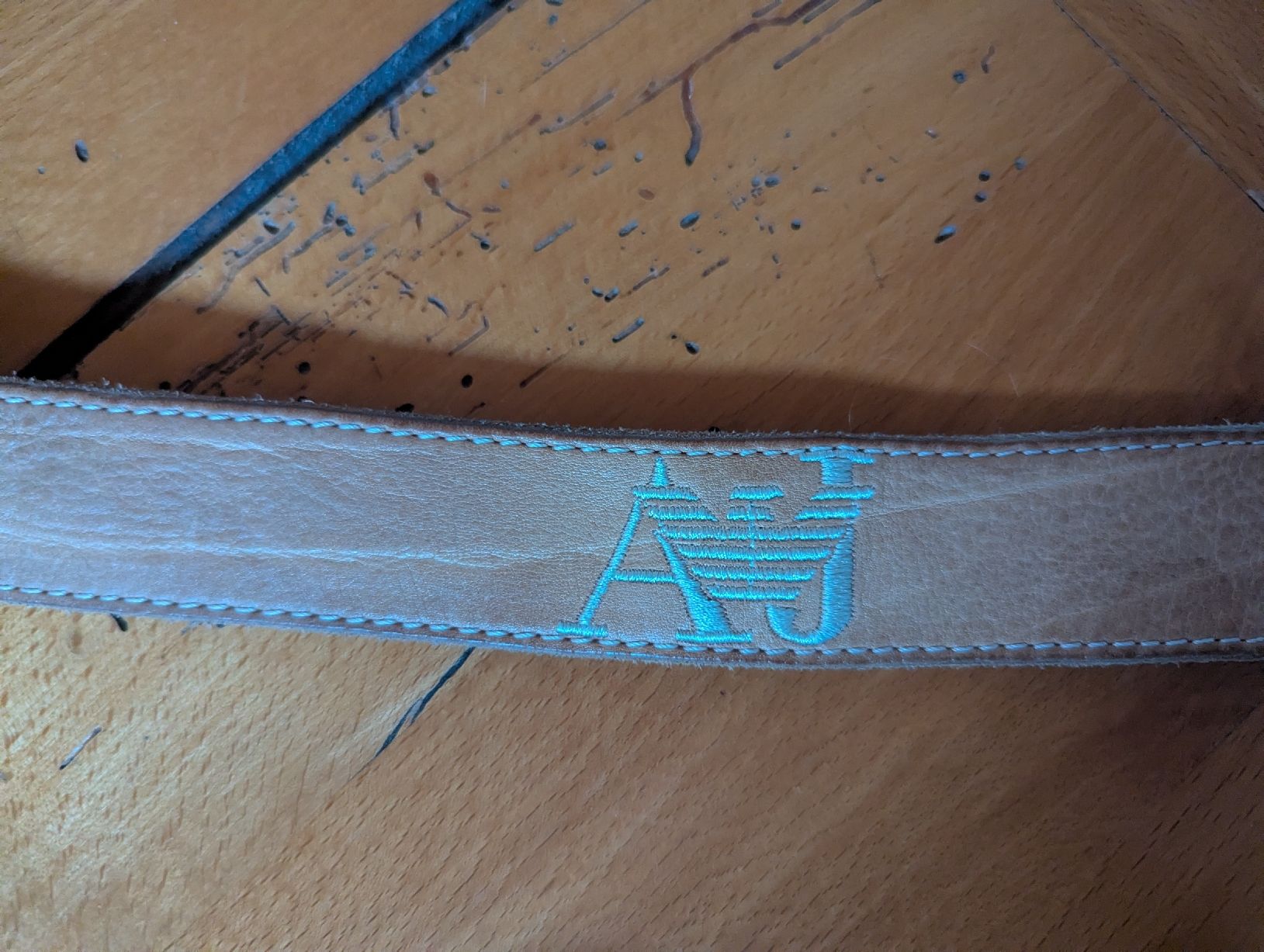 Armani Cinture: Armani Jeans Leather Belt Tan – Usato da Stans venduto da angelajanequick 3