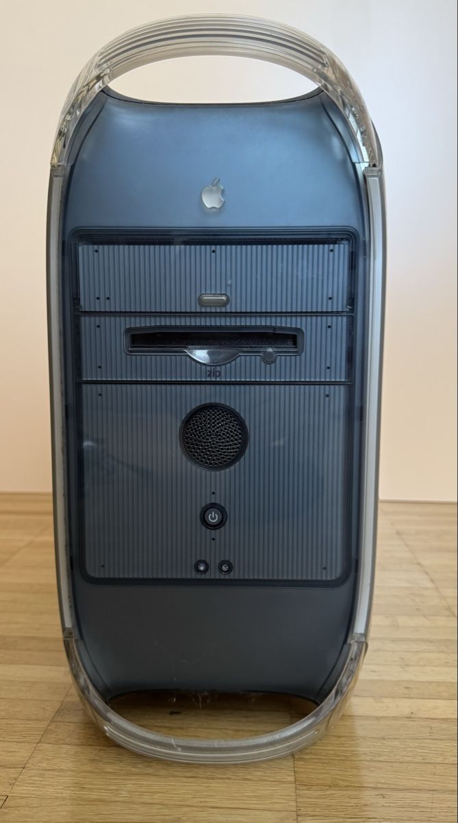 Apple PC: Computer Apple Vintage – Usato da Basel venduto da ser_qy29 2