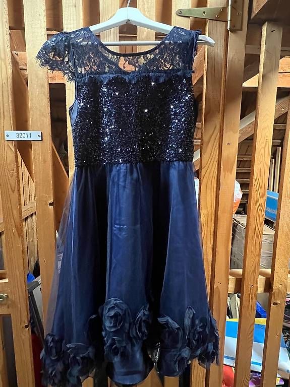 Vestiti & Gonne: Festkleid Mädchen  – Usato da Zürich venduto da Niecy