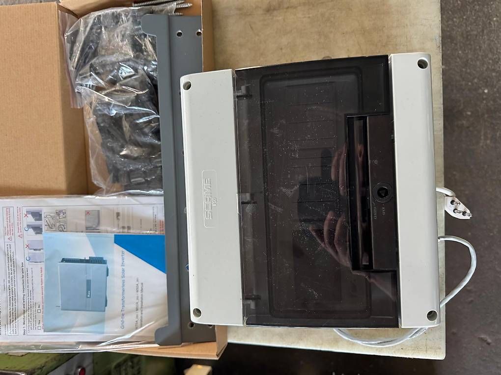 Inverter: Wechselrichter / Solarlog – Usato da Niederwil SG venduto da dan_l6pl 3