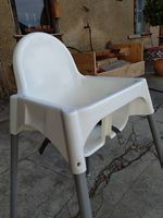 Kinderstuhl mit Sitzgurt, weiß/weiß