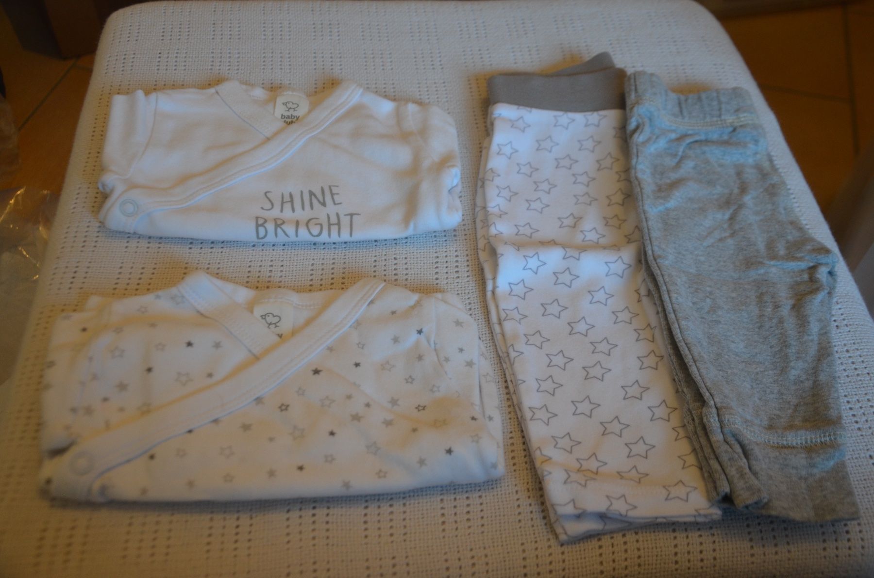 Lotti & Set di vestiti: TAILLE 62 - KLEIDERPAKET – Usato da Chiasso venduto da Dolly015