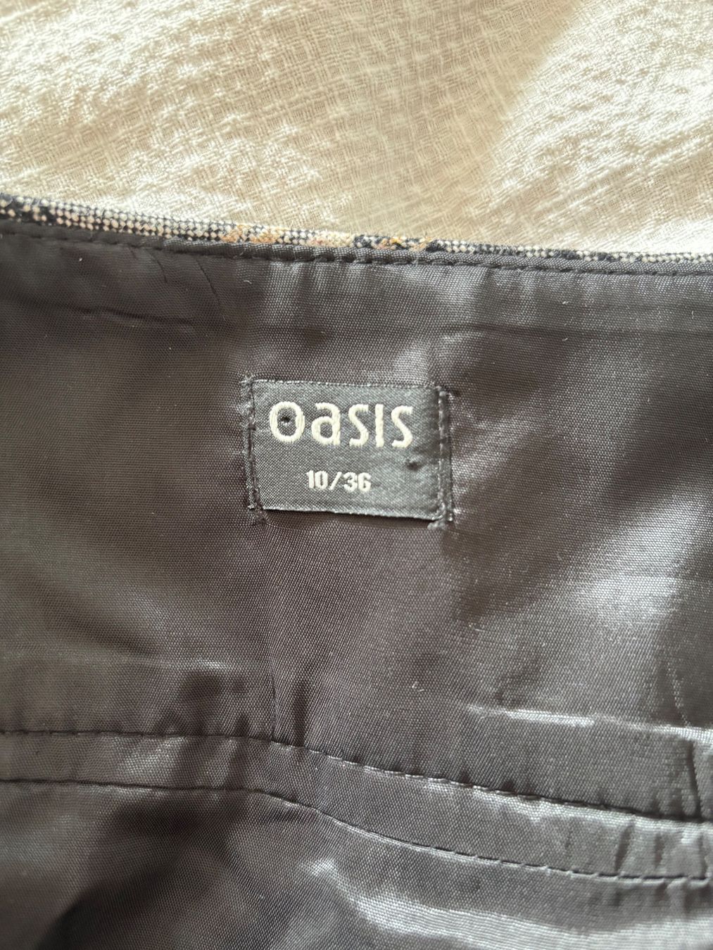 Gonne: Cocoon skirt Oasis 36 – Usato da Zürich venduto da jas_5mwh 4