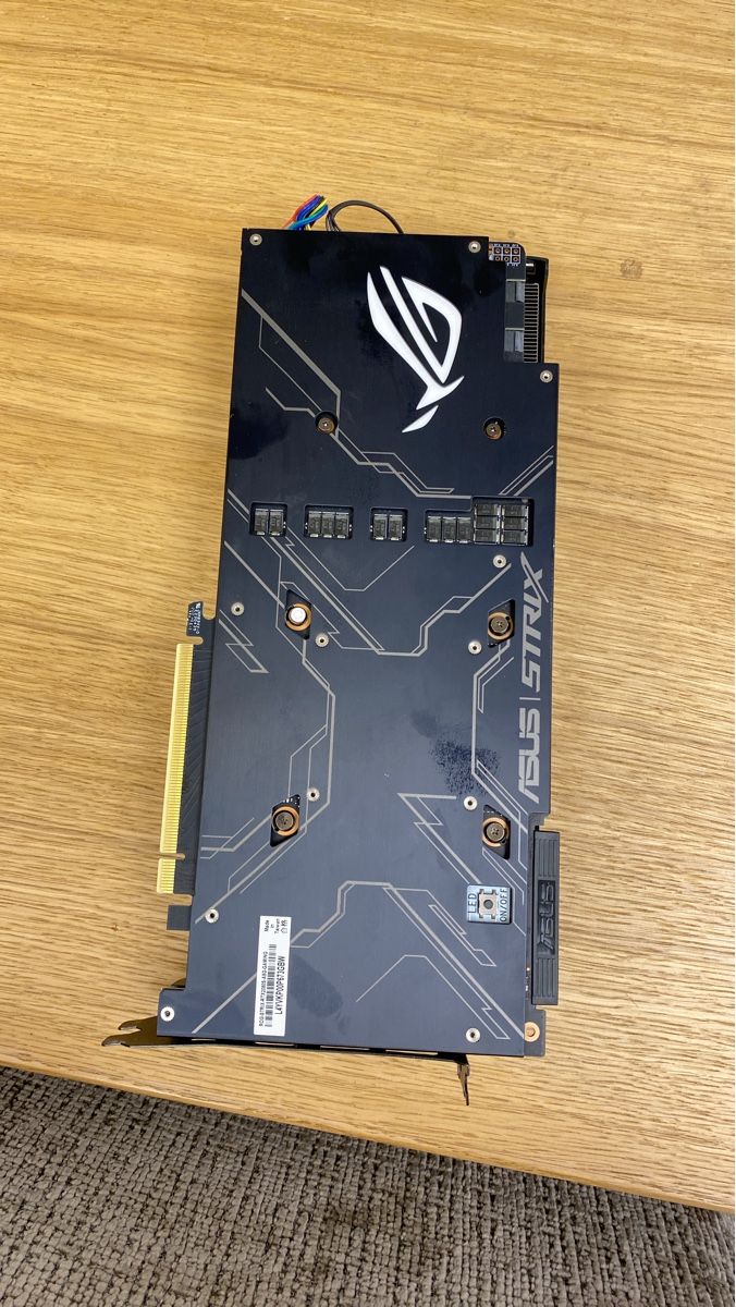 Schede grafiche: ASUS ROG STRIX Grafikkarte - ROG TSTRIX RTX2080 S A8G – Nuovo (secondo la descrizione) da Attikon venduto da Creawork33