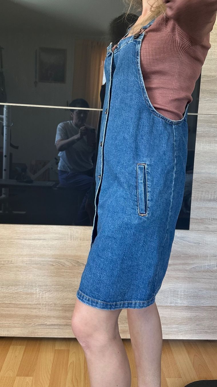 Pull&Bear Jeans: Salopette en jean Pull&Bear taille M - look tendance! – Usato da Vuippens venduto da ale_6gkb 4