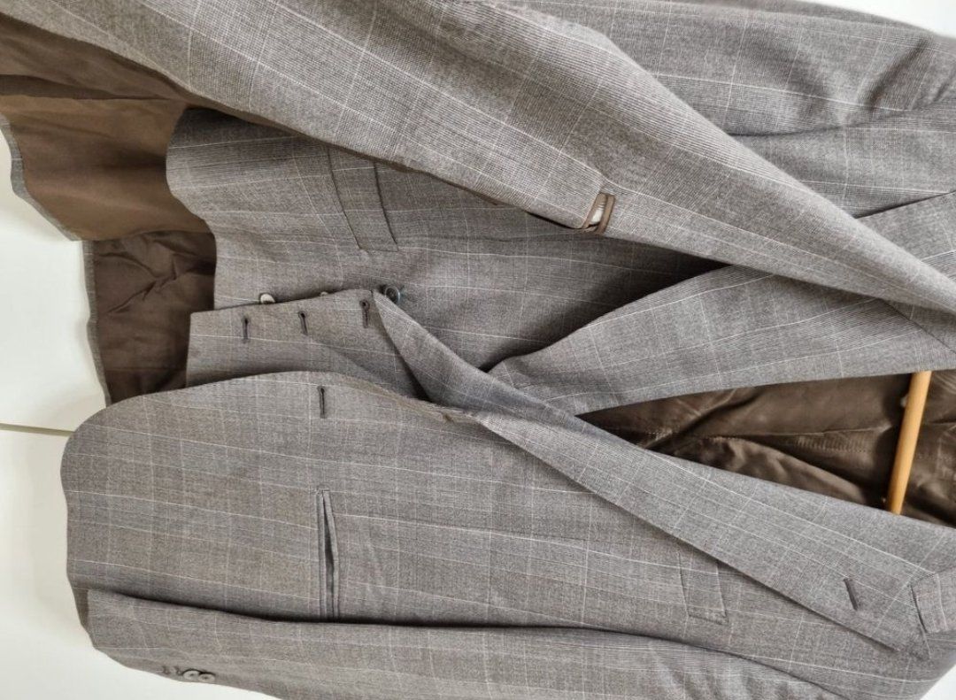 Massimo Dutti Completi: Herren Anzug Massimo Dutti Gr 40 – Usato da Bassersdorf venduto da Sandy456 3