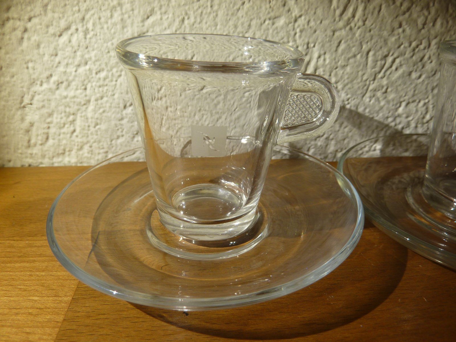 Nespresso Tassen: Nespresso Glastassen 7cm Höhe mit Unterteller – Gebraucht aus Hochfelden von swissice 1