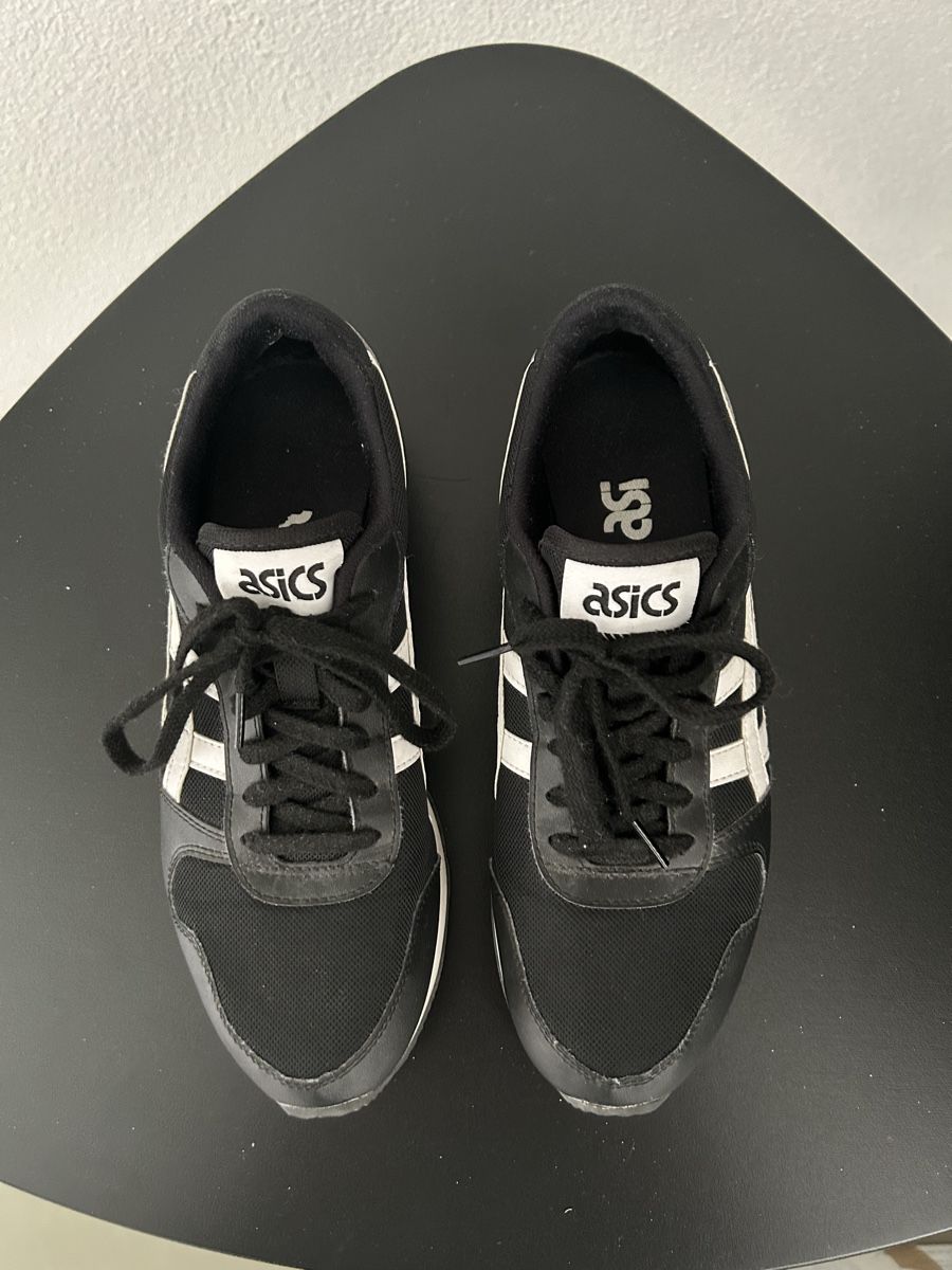 Asics Scarpe da uomo: Asics Schuhe – Usato da Bern venduto da Robit 1