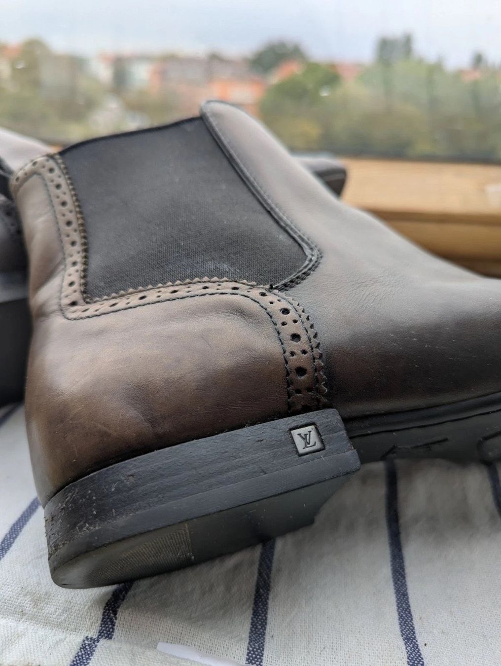 Louis Vuitton Scarpe da uomo: Louis Vuitton chelsea GR 8.5 – Usato da Zürich venduto da NaN_ 5