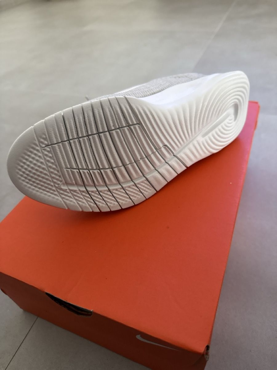 Nike Damenschuhe: Nike W Flex Experience RN 12 trainers EUR 37.5 – Neu und originalverpackt aus Lugano von MrVooDoo 3