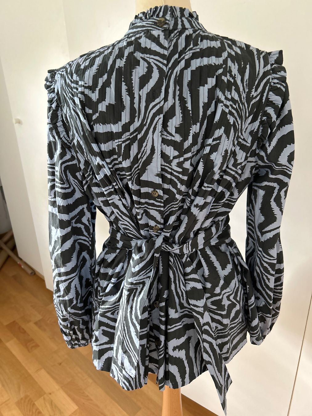 Ganni Camicette: Gianni Blouse Gr.S – Nuovo (secondo la descrizione) da Feuerthalen venduto da Anna_Swift 1
