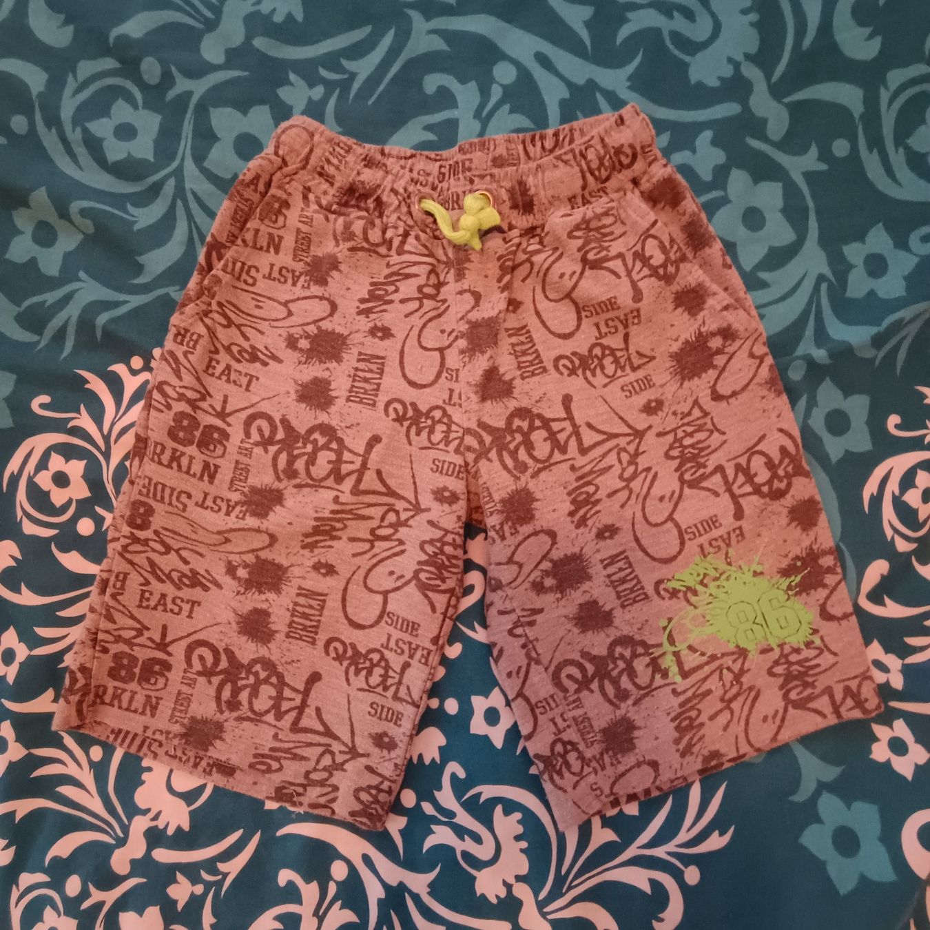 Pantaloni: Shorts Junge Gr. 134 – Usato da Emmetten venduto da Hornberger