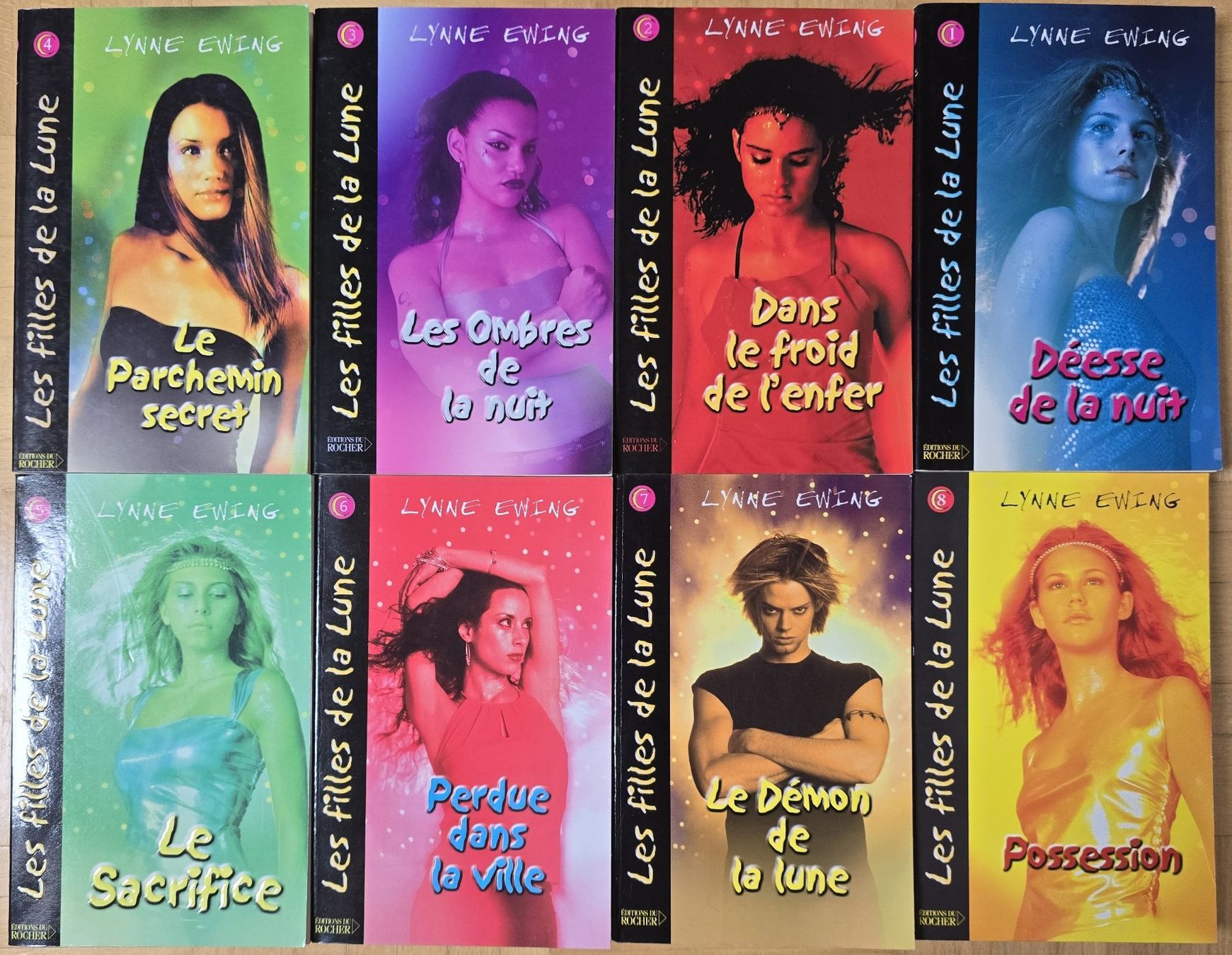Libri: Les filles de la Lune – Usato da Froideville venduto da xXSebastienXx