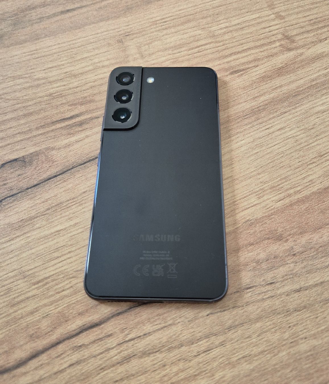 Samsung Portables: Samsung S22  – D'occasion à Chermignon par julian91 1