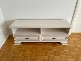 TV Lowboard 130 cm – sehr guter Zustand – Off-White