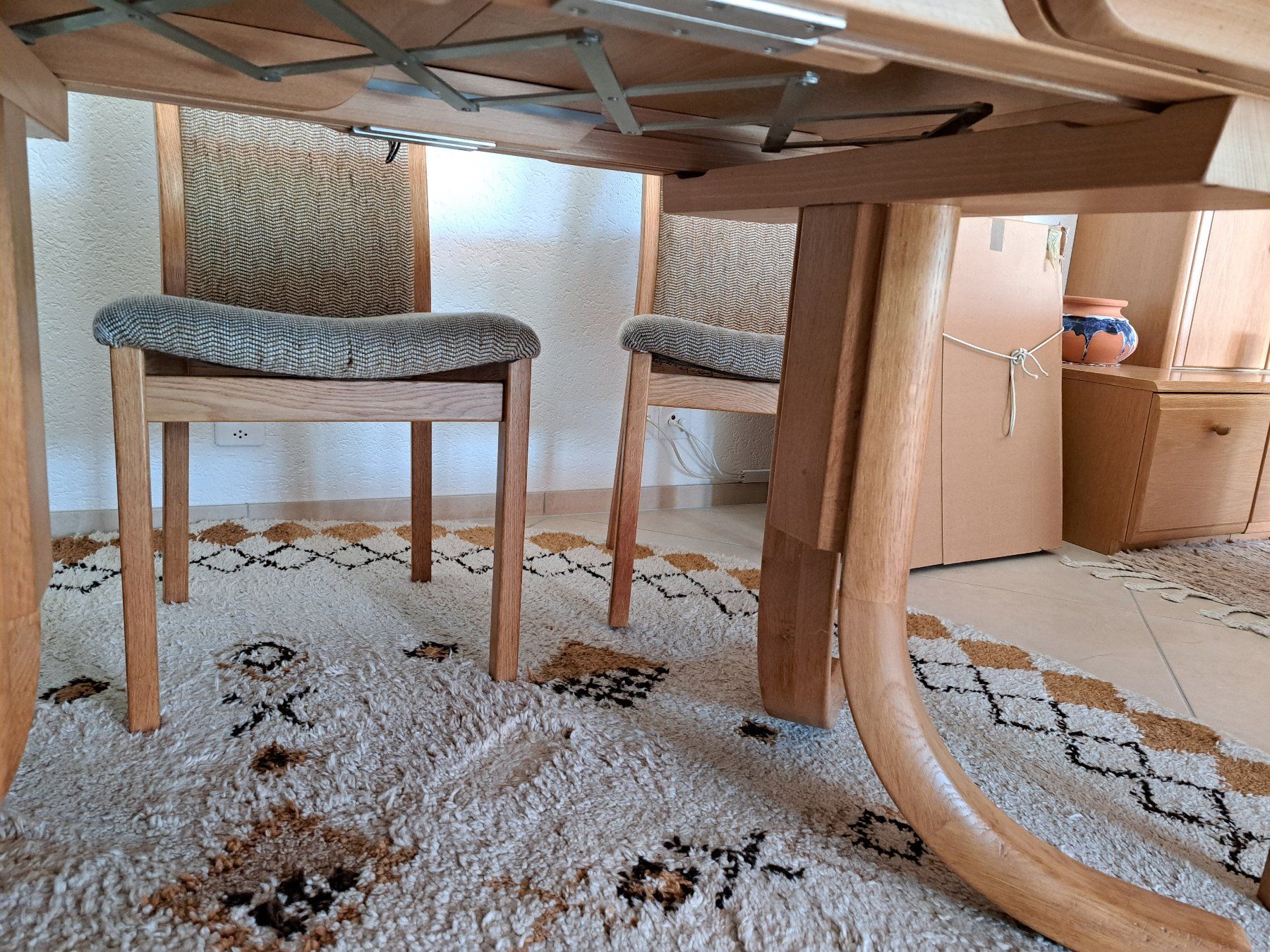 Tavoli: Esstisch Buche oval ausziehbar – Usato da Laufen venduto da RolandTheodor 2
