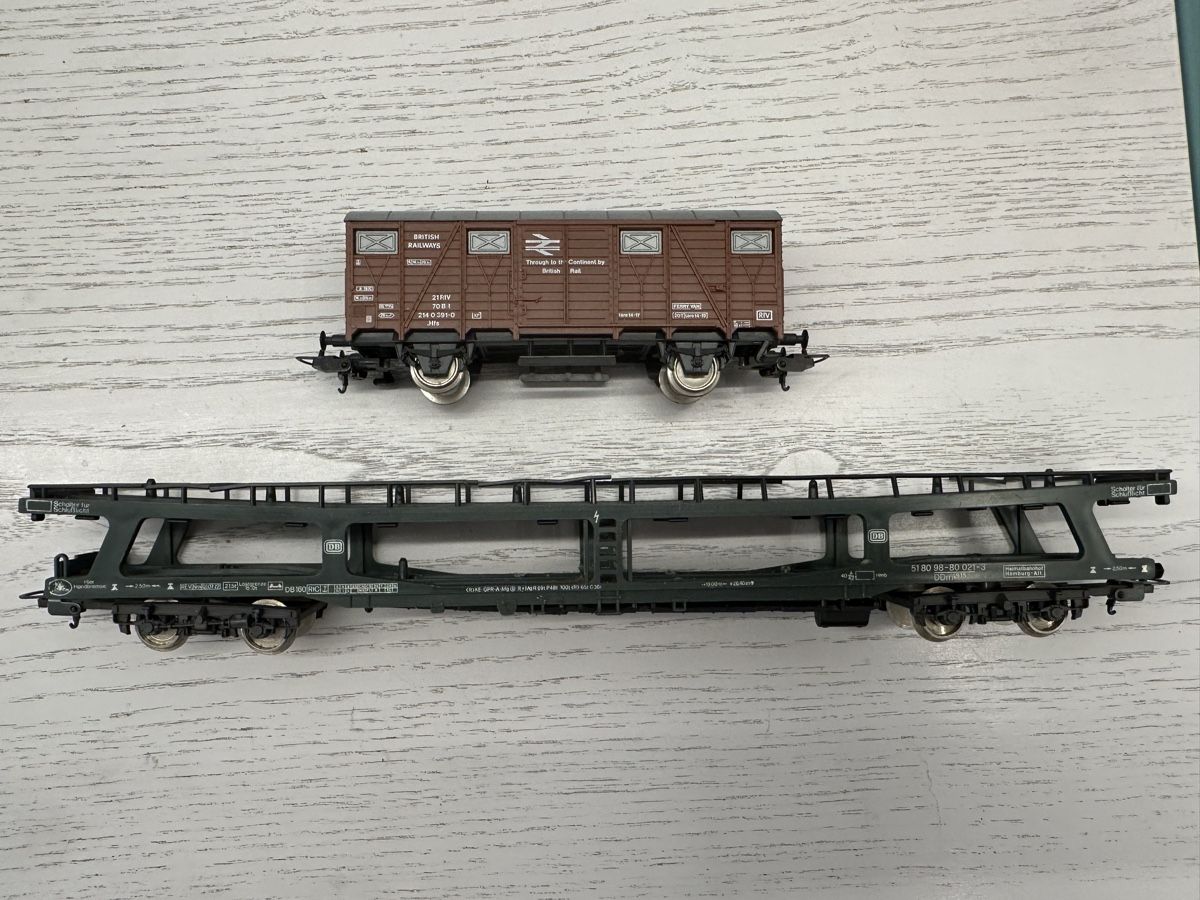 Lima Modelleisenbahnen: 2x Lima Güterwagen – Gebraucht aus Lupsingen von New-Haven