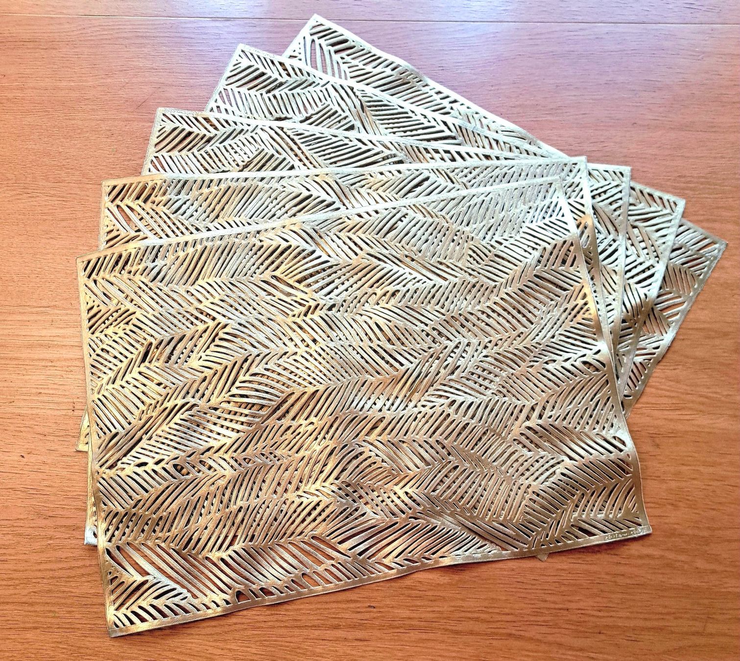 Set di tavolo e panche: Tischset Gold von Chilewich – Nuovo (secondo la descrizione) da Wangs venduto da Soda_95