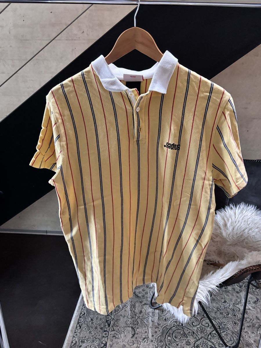 Magliette Polo: Stranger Things Snipes Polo Shirt Yellow Size M – Nuovo (secondo la descrizione) da La Chaux-de-Fonds venduto da joa_jk5g