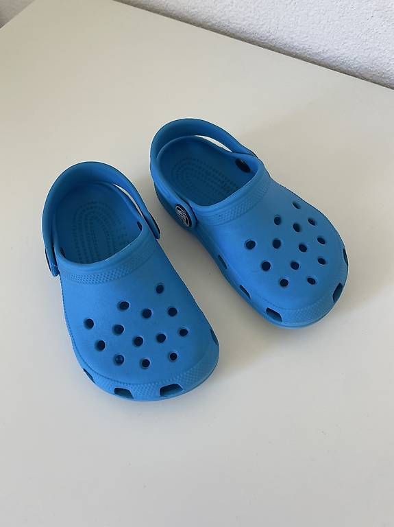 Crocs Scarpe per ragazzi: Crocs Grösse 22-24 – Usato da Glis venduto da SabrinaXA