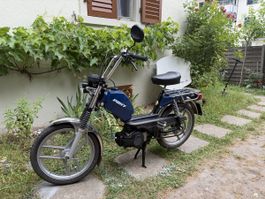 Pony in blau im Neuzustand! Knapp 600km mit Ausweis!