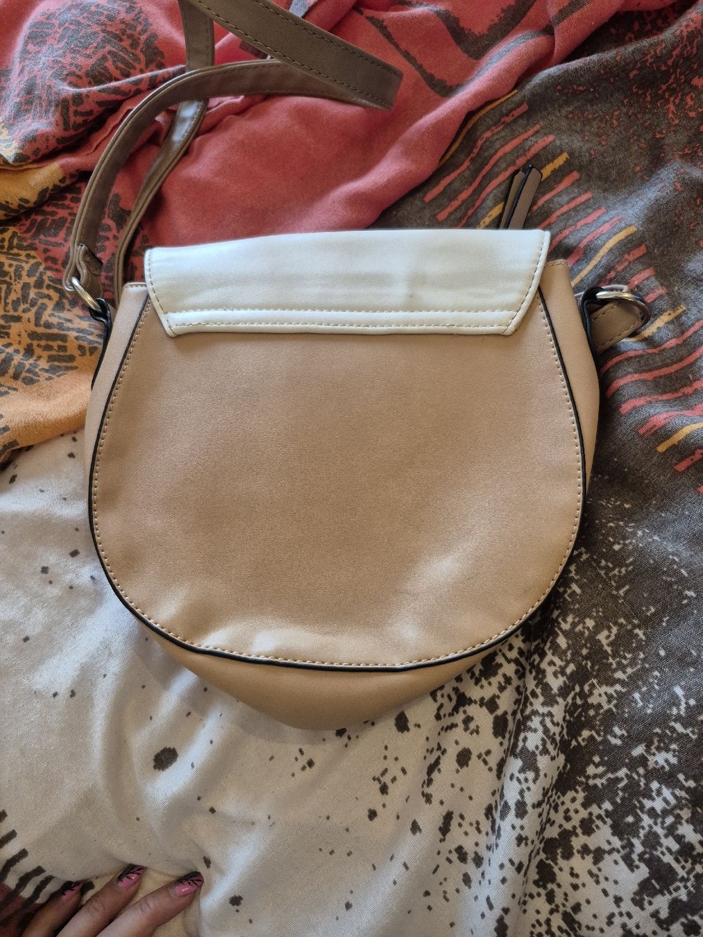 Taschen für Damen: Handtasche – Gebraucht aus Oberweningen von Bumblebee2 1