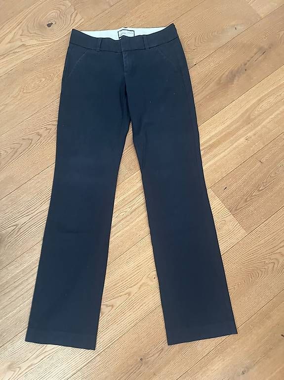 Hosen: Esprit Hose dunkelbau – Gebraucht aus Murten von bea_n5yn