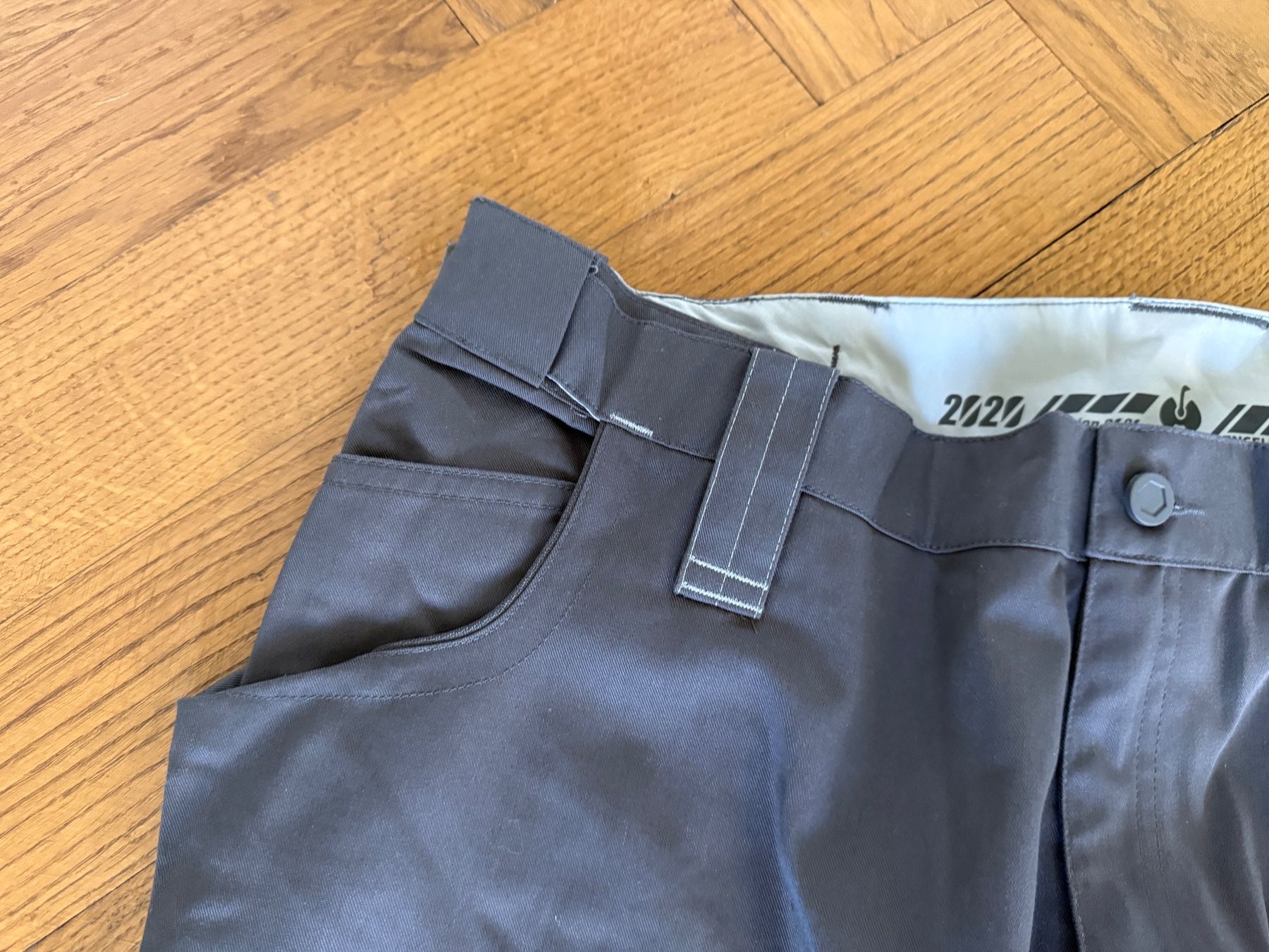 Engelbert Strauss Pantaloni: NEU Engelbert Strauss Hose Größe 60 Herren Motion – Nuovo (secondo la descrizione) da Ennetbaden venduto da mapa05 3