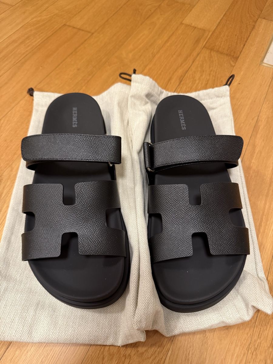 Hermès Herrenschuhe: Herren Sandalen Hermes schwarz – Neu und originalverpackt aus Tann von DicianniLe