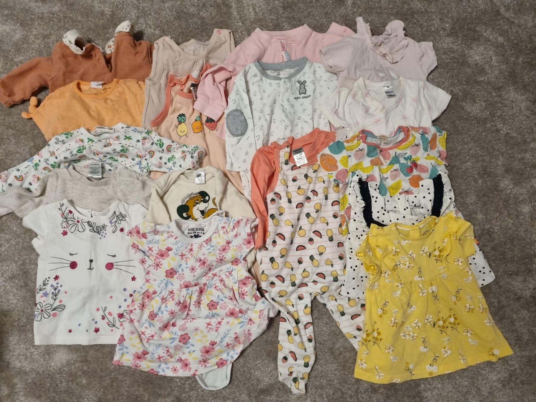 Lotti & Set di vestiti: Grosses Kinderkleider Set Grösse 68 Mädchen – Usato da Balterswil venduto da baller23 4