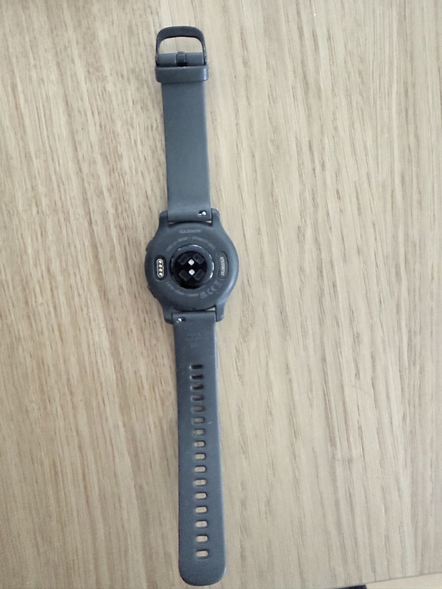 Garmin Smartwatch: Garmin Venu 2S GPS Smartwatch excellent condition – Nuovo (secondo la descrizione) da Zürich venduto da Mss_sen 5