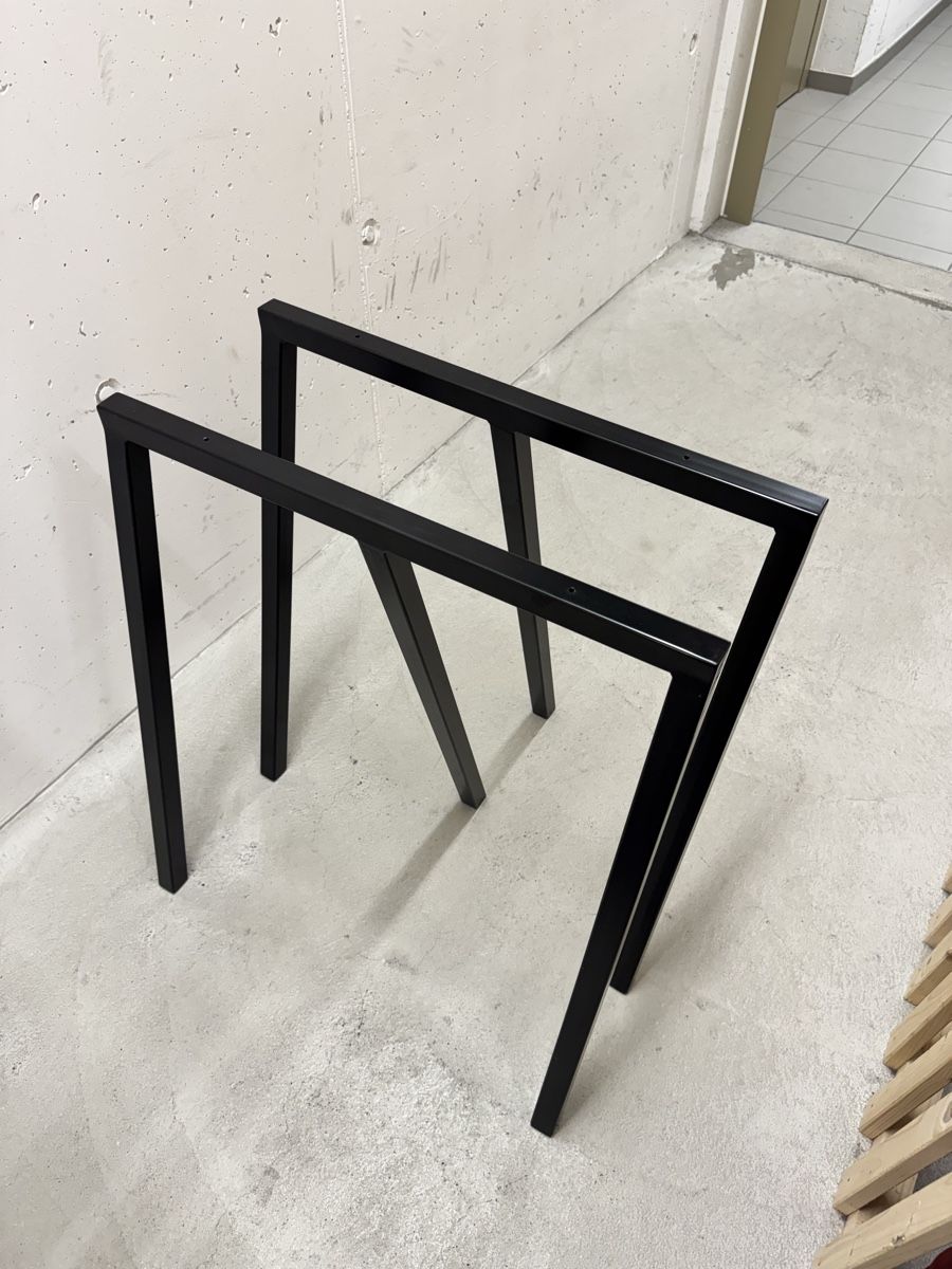 Autre mobilier: Hay Tischbeine – D'occasion à Luzern par scueliane