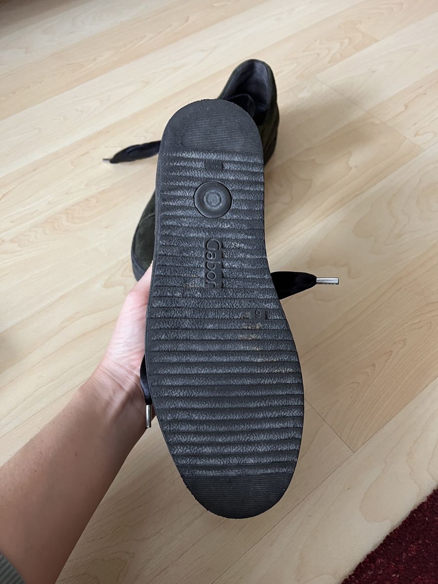Gabor Damenschuhe: Gabor Sneaker olive Gr. 39 Leder – Gebraucht aus Rotkreuz von zisii 2