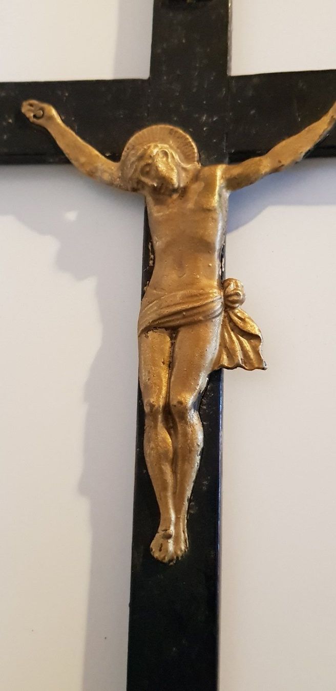 Holzartikel: HOLZKREUZ – Gebraucht aus Nottwil von echtMOMO 2