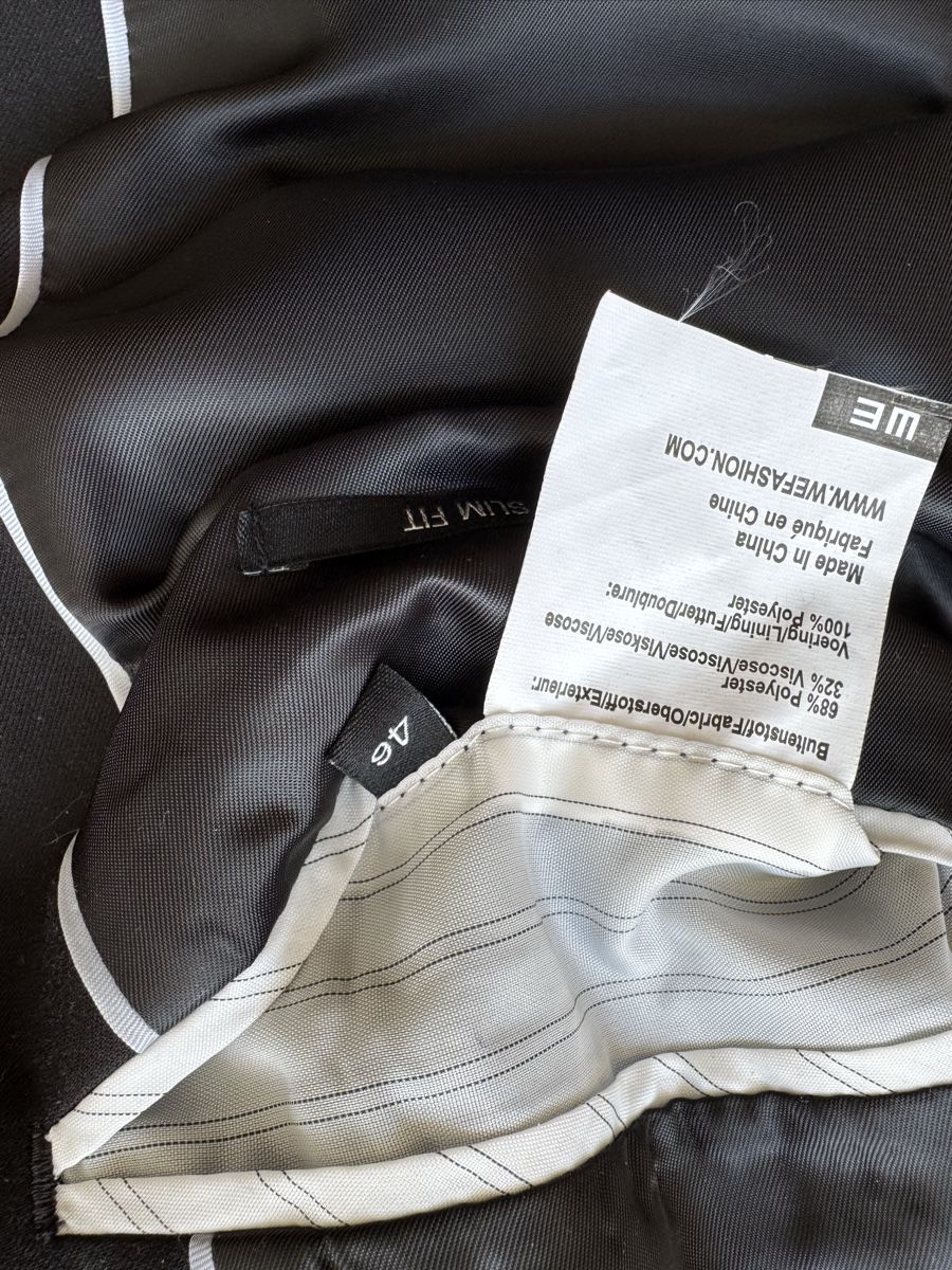 We Giacche: Schwarzer Herren-Blazer, Grösse 46, Slim Fit-Passform – Usato da Zug venduto da doresina 2