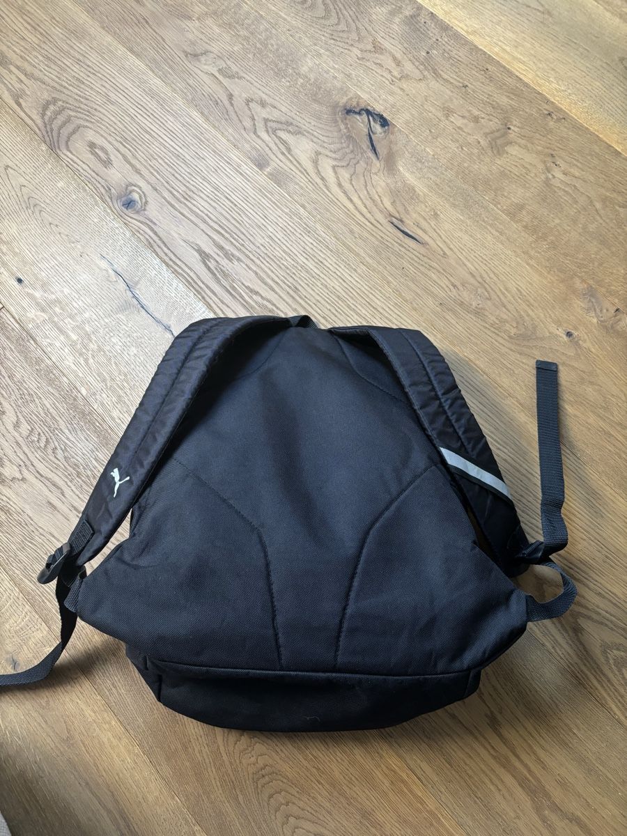 Puma Zaini: Schwarzer Puma Rucksack  25 L – Nuovo (secondo la descrizione) da St.Gallen venduto da Monrose 2