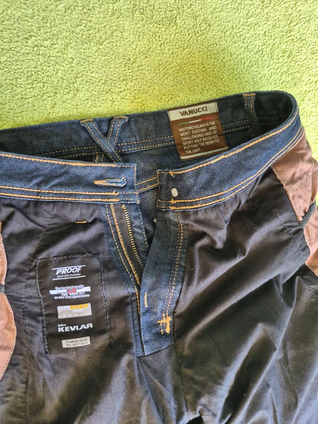 Vanucci Jeans: Motorrad Jeans Gr. 34 – Usato da Winterthur venduto da lotti1978 2