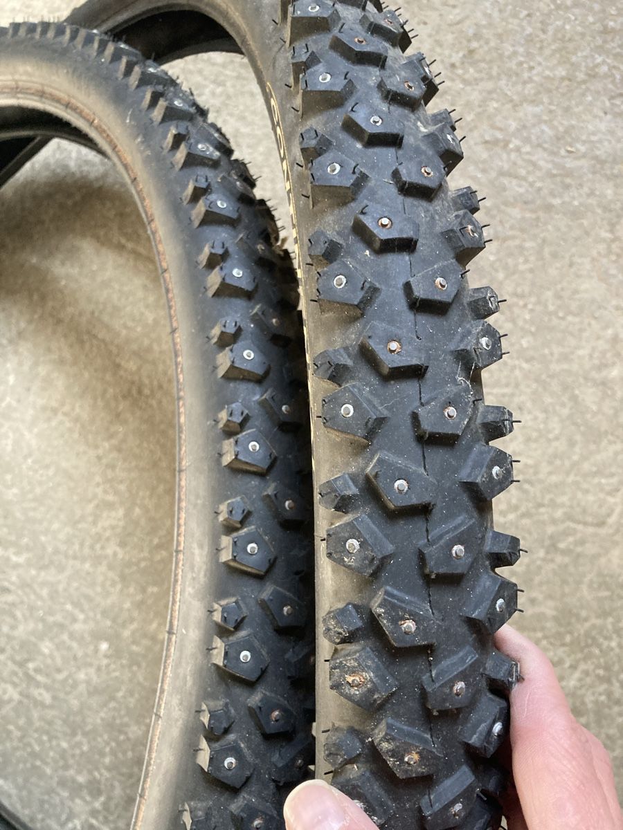 Pneumatici & Ruote complete: Continental 26”spikes pneu – Usato da Trun venduto da zel_sqk8 2