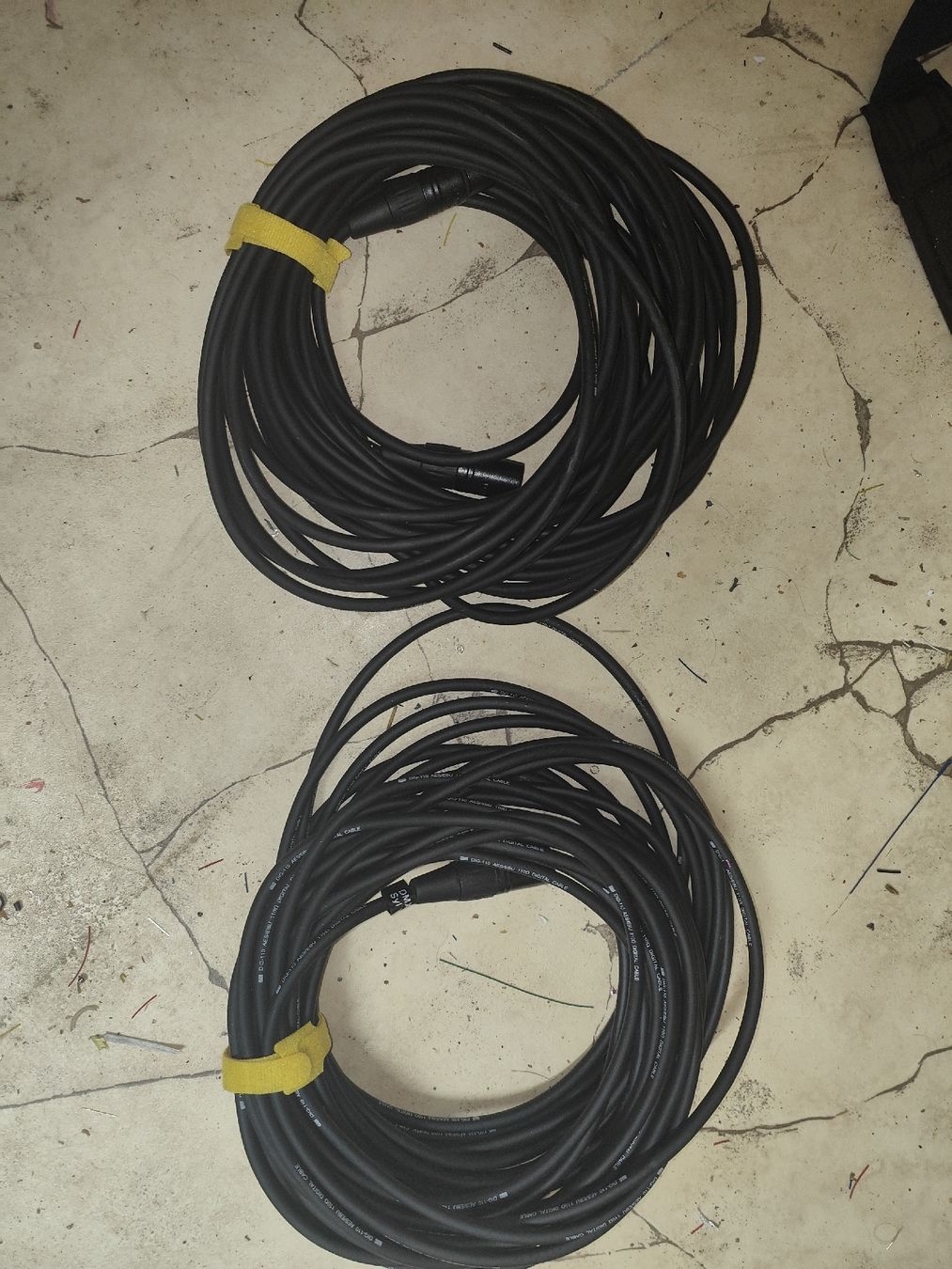 Cavi: dmx cable 2x 15 meter  – Nuovo (secondo la descrizione) da Schöftland venduto da magicX01