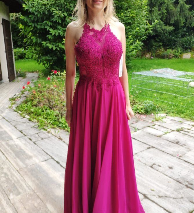 Robes: Kleid – Neuf (Voir description) à Sirnach par magdallena6 6